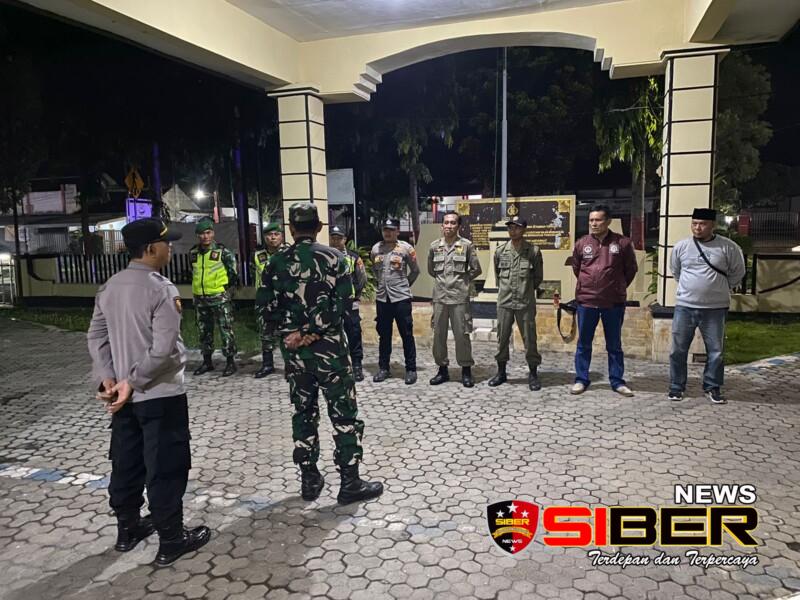 Amankan Kegiatan Masyarakat Gema Takbir, Koramil 14 Prajekan Apel Kesiapan&nbsp;Pengamanan