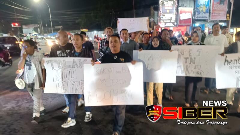 Beberapa Organisasi Wartawan Di Jember Turun Kejalan, Tolak RUU Penyiaran