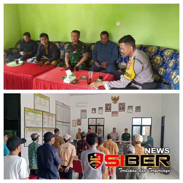 Bhabinkamtibmas Polres Pringsewu Ajak Masyarakat Jaga Keamanan dan Persatuan Menjelang Pilkada&nbsp;2024