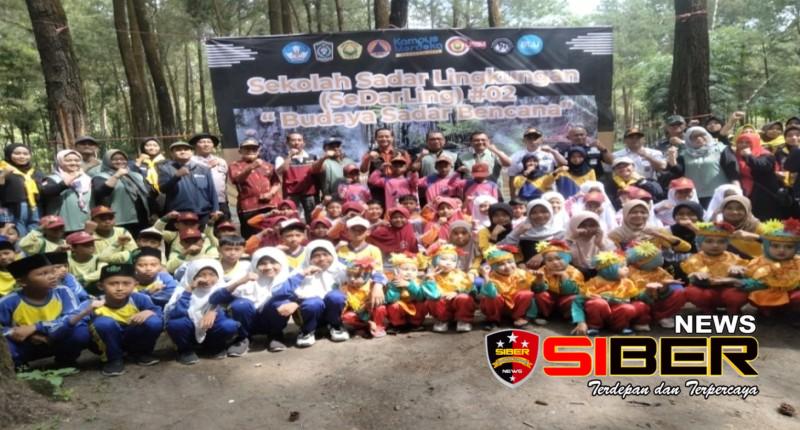 Dukung Pendidikan Lingkungan, Perhutani Probolinggo Bersama LP2M Unej Gelar Sosialisasi Sekolah Sadar Lingkungan (Se-DarLing) Di&nbsp;Lumajang
