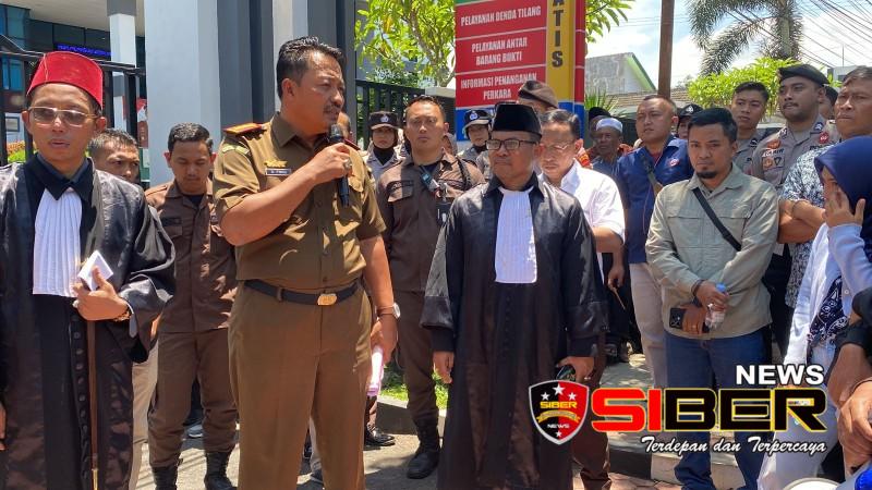 Saat Orasi Masalah Kredit Fiktif Di Kejaksaan Negeri Bondowoso Ini Kata Kajari