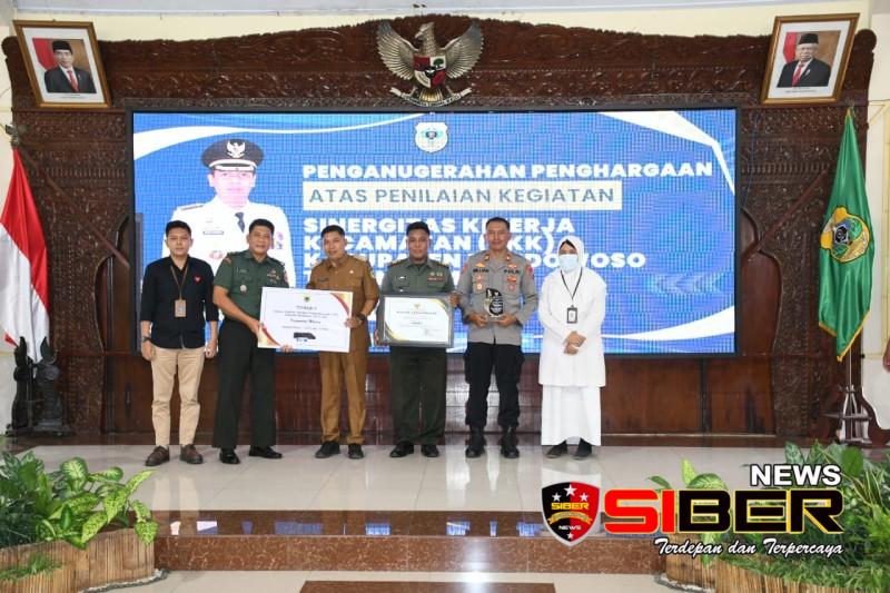 Kasdim 0822 Hadiri Penghargaan Kecamatan Terbaik Sinergitas Kinerja Tahun 2024 Kabupaten&nbsp;Bondowoso