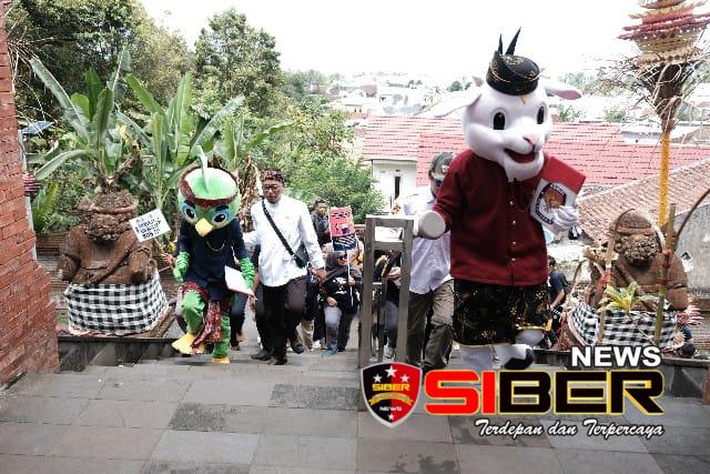 KPU Lumajang Gelar Kirab Maskot Pilkada Serentak, Sarana Integrasi Keberagaman Budaya di Jawa&nbsp;Timur